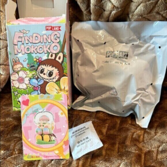 Pop Mart Finding Mokoko PINO JELLY Careless Hunter figurine figure NEW - Picture 3 of 5